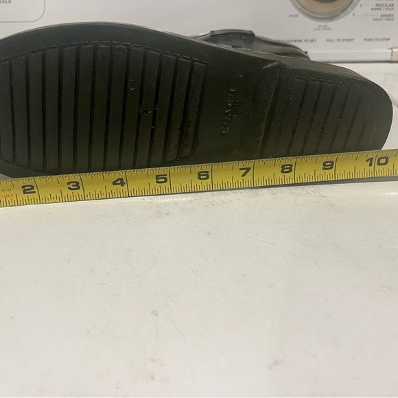 Coach Olive Green Rubber Rain Boots – Size 8 – Waterproof Pull-On Classic - Picture 9 of 14